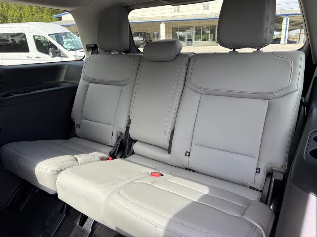 2026 Ford Expedition Active - Photo 18
