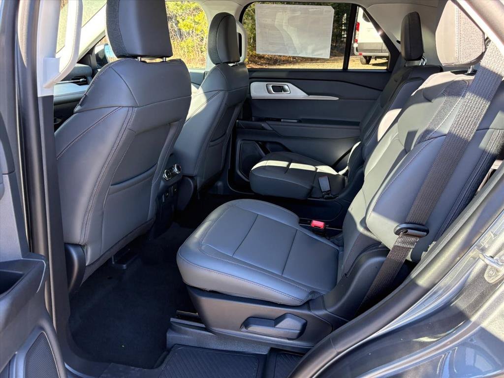 2026 Ford Explorer Active - Photo 18