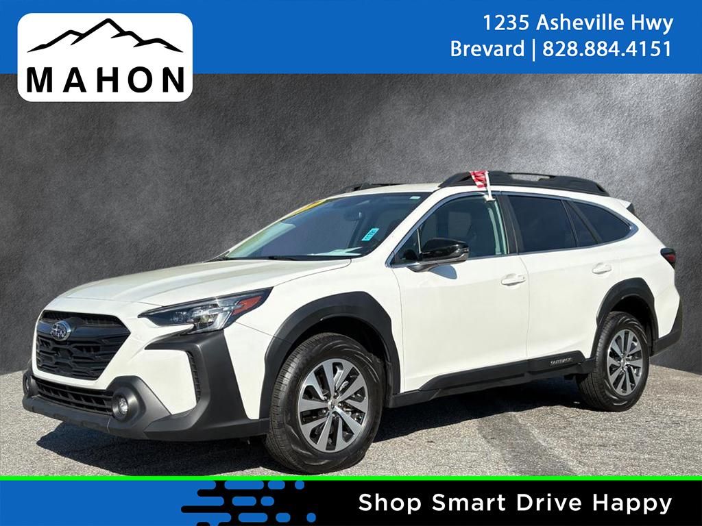 2024 Subaru Outback Premium's photo