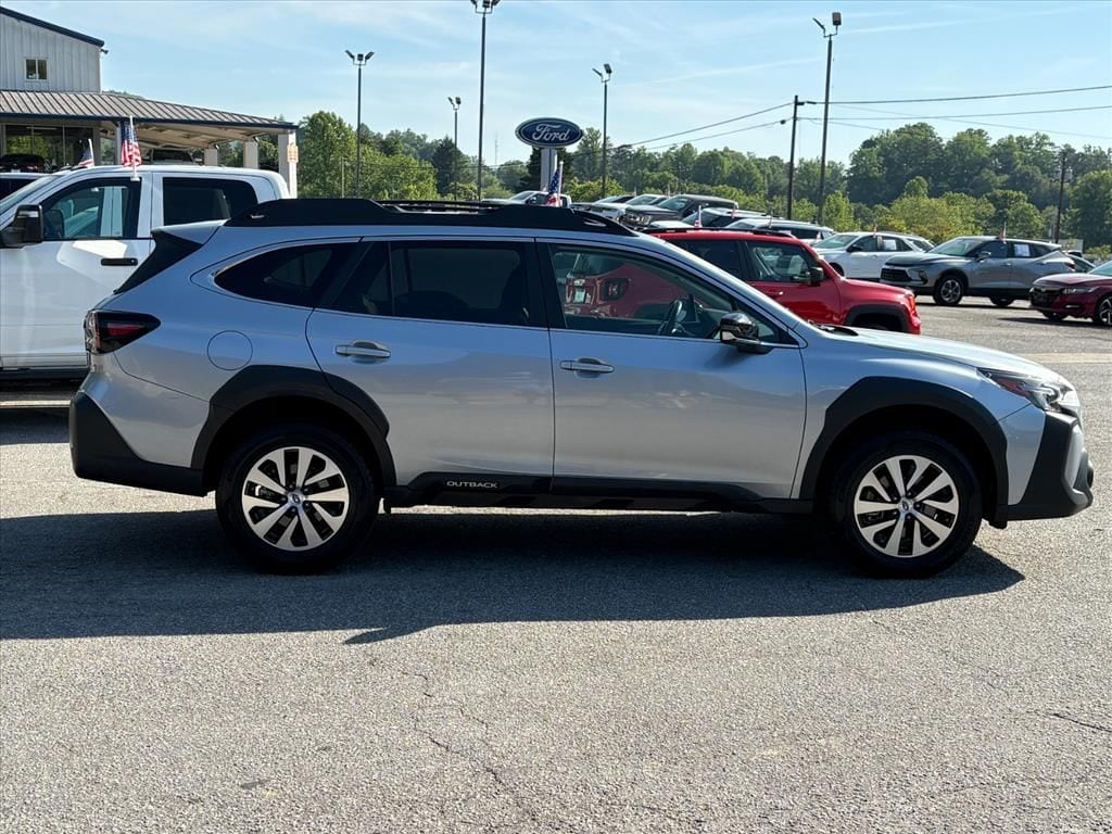 Used 2024 Subaru Outback Premium SUV