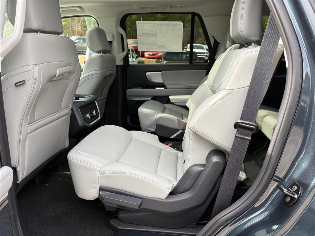 2026 Ford Expedition Active - Photo 17