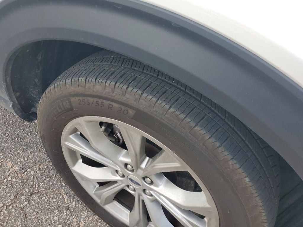 Used 2024 Ford Explorer XLT SUV