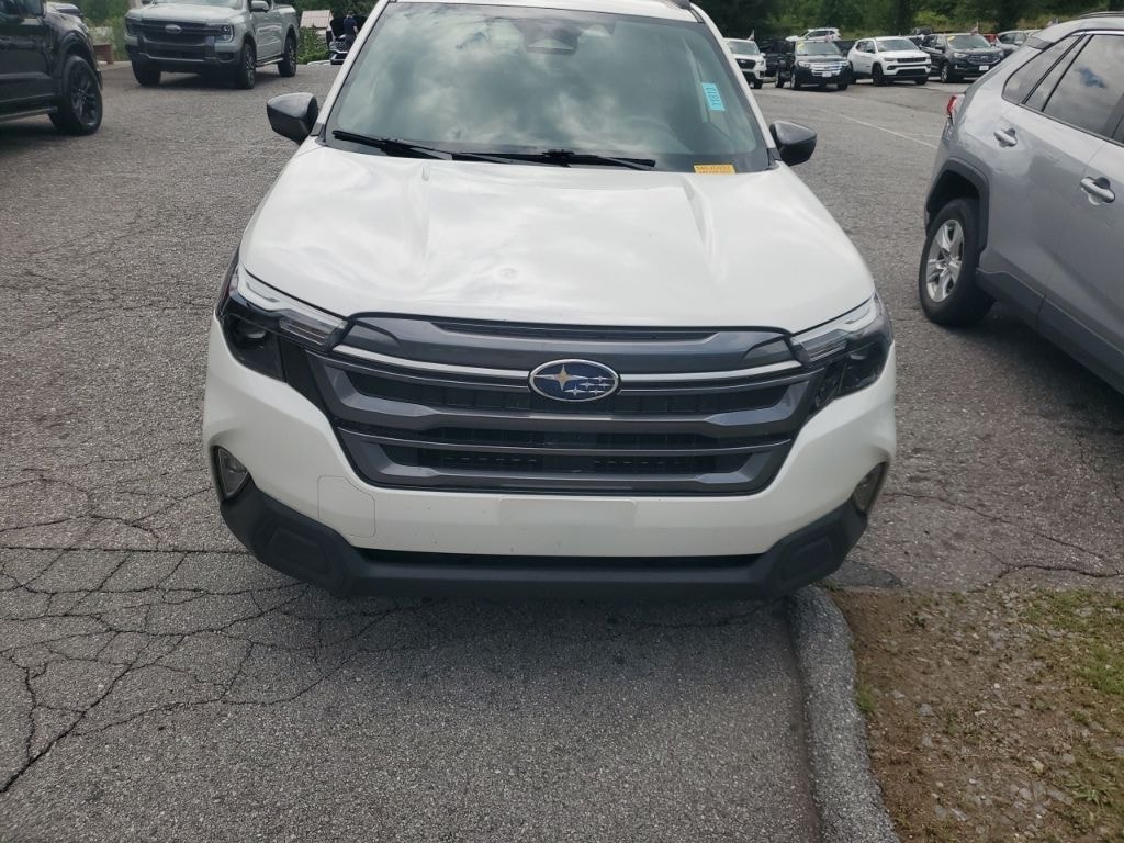 Used 2025 Subaru Forester Premium SUV