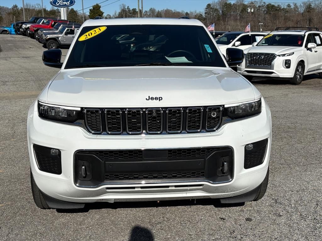Used 2023 Jeep Grand Cherokee Overland SUV