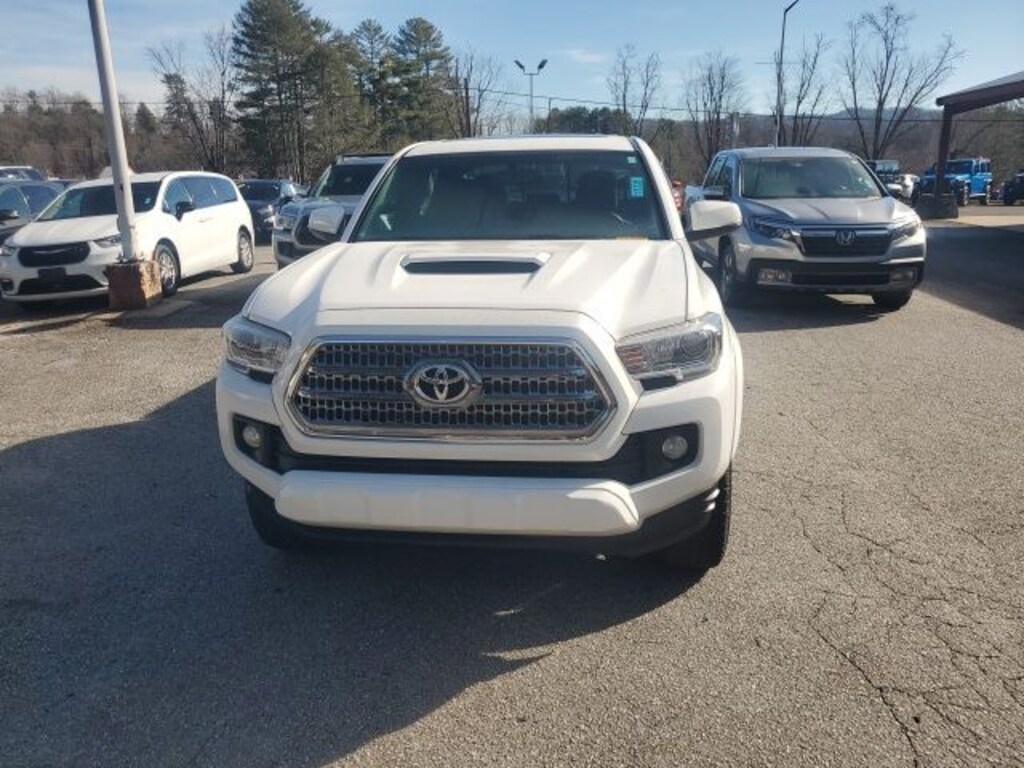 Used 2017 Toyota Tacoma TRD Sport Truck
