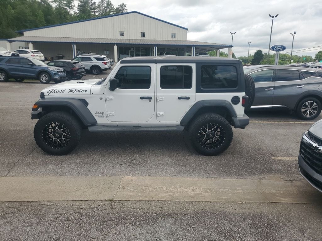 2018 Jeep Wrangler Sport S's photo