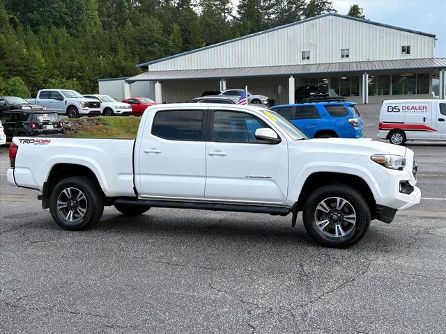 2019 Toyota Tacoma 4x4 TRD Sport photo 3