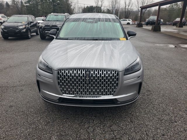 2024 Lincoln Corsair Premiere photo 3