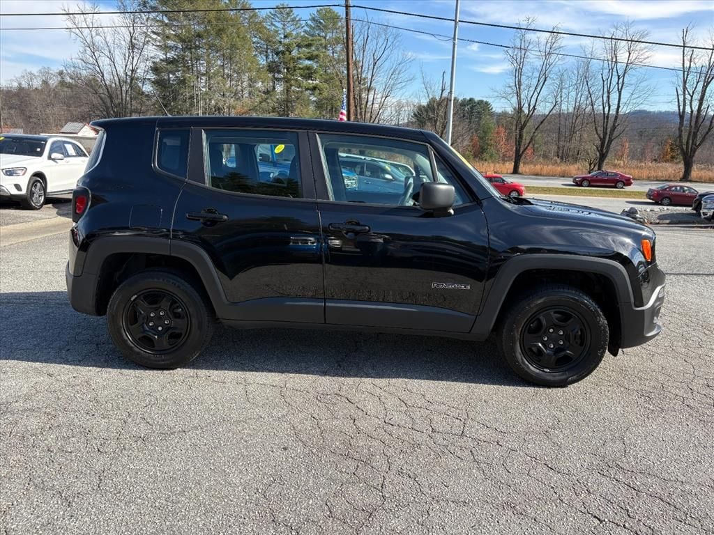 Used 2017 Jeep Renegade Sport SUV