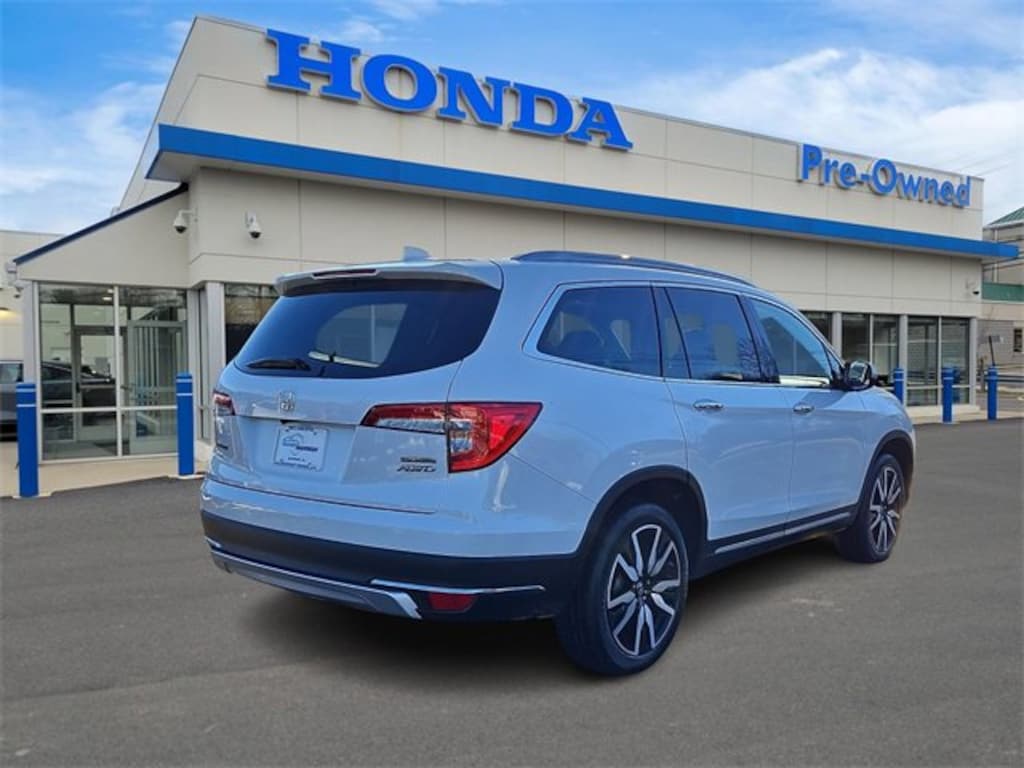 Used 2022 Honda Pilot Touring 7 Passenger SUV