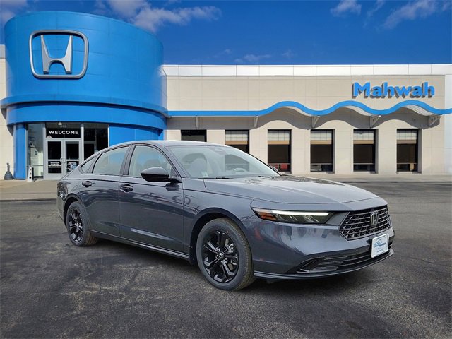 2025 Honda Accord SE photo 2