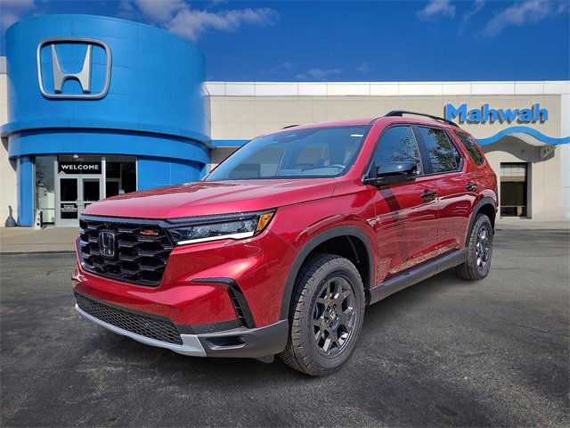2025 Honda Pilot TrailSport's photo