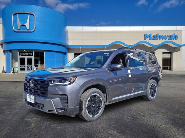 2026 Honda Pilot Touring AWD's photo