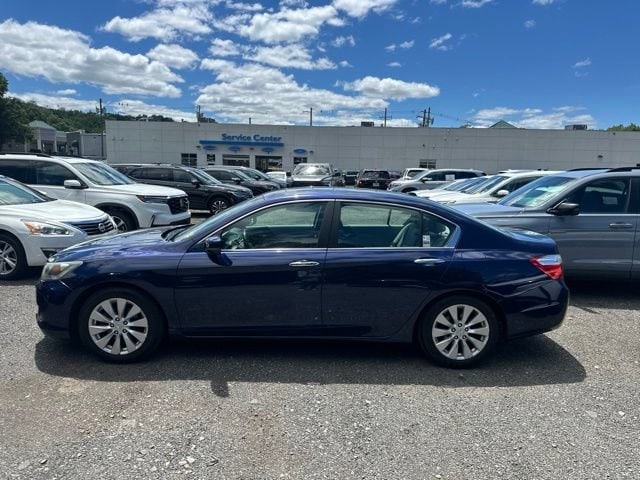 Used 2013 Honda Accord EX-L with VIN 1HGCR2F89DA112681 for sale in Mahwah, NJ