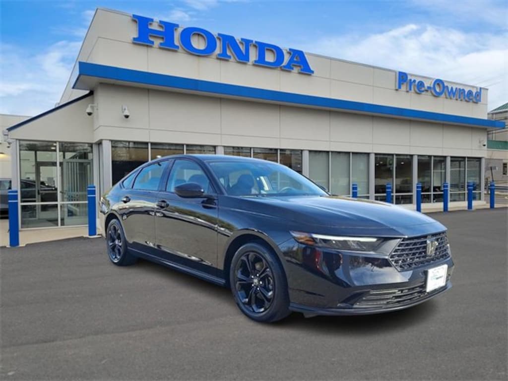 Used 2025 Honda Accord SE Sedan