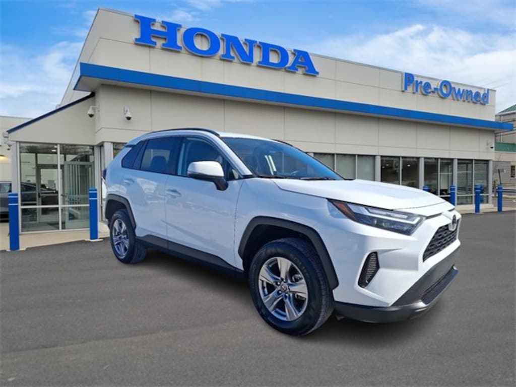 Used 2024 Toyota RAV4 XLE SUV
