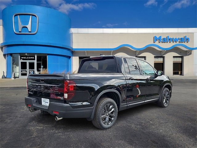 2025 Honda Ridgeline Sport photo 3
