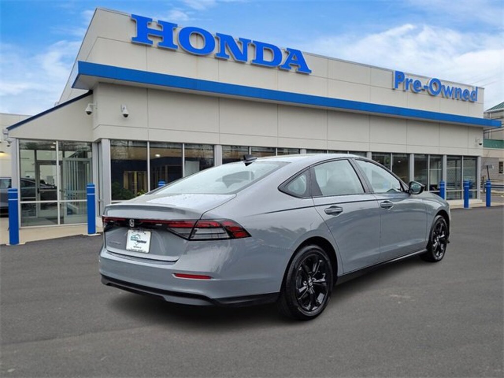 Used 2025 Honda Accord SE Sedan