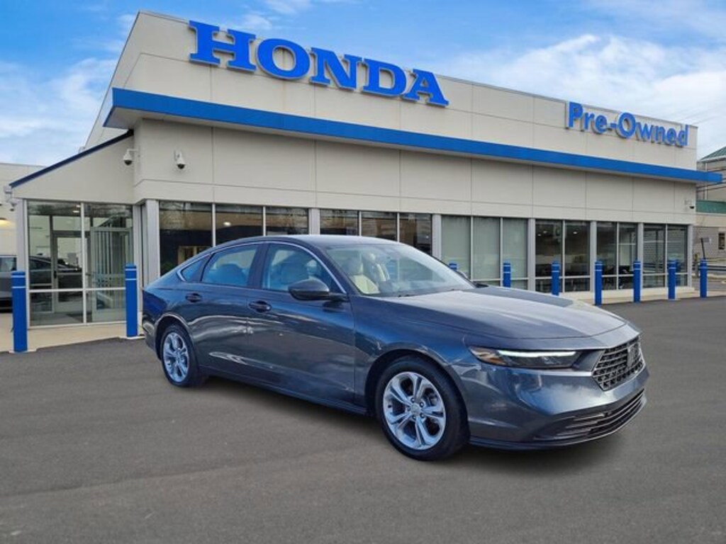 Used 2025 Honda Accord LX Sedan