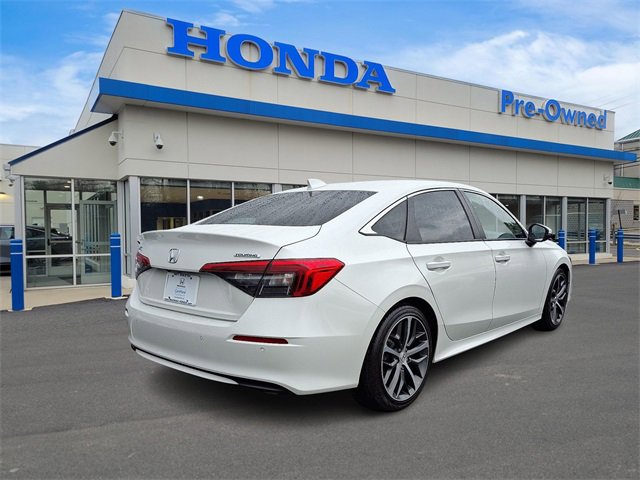 2024 Honda Civic Touring photo 3