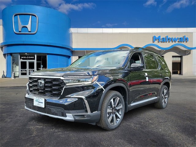 2025 Honda Pilot Touring's photo