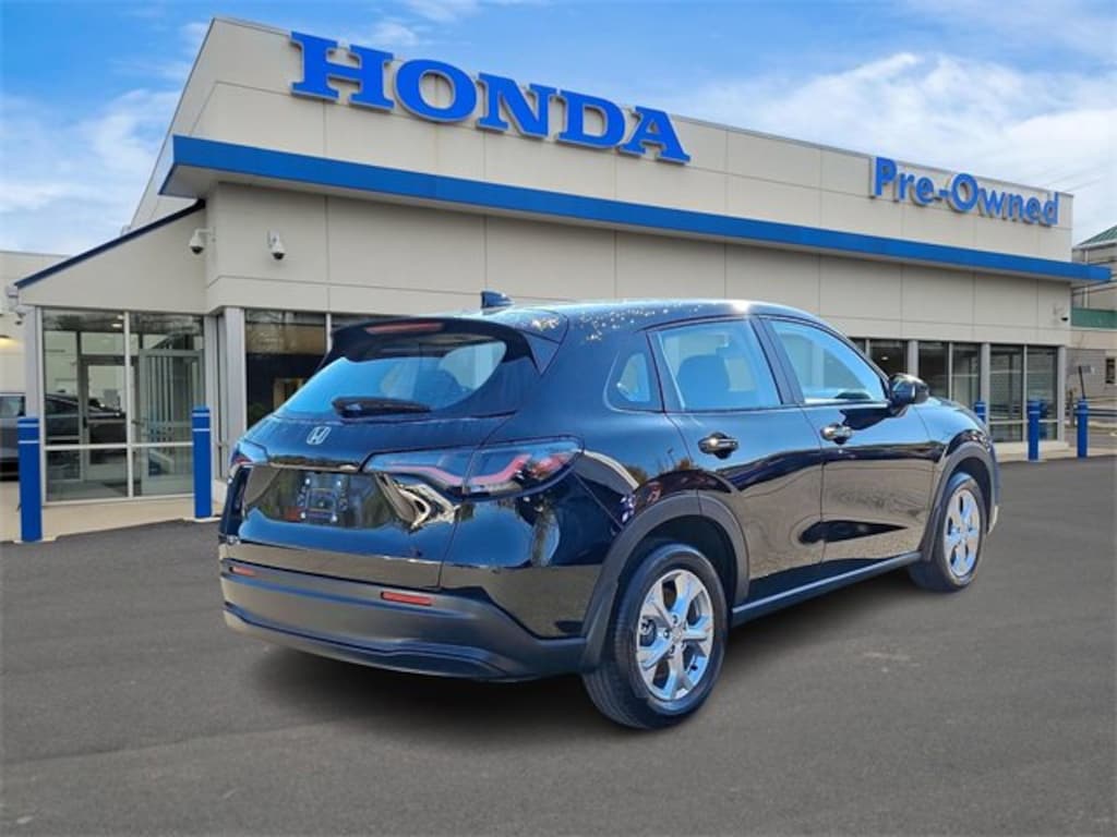 Used 2025 Honda HR-V LX SUV