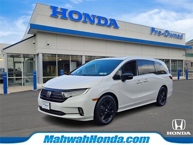 2023 Honda Odyssey SPORT's photo