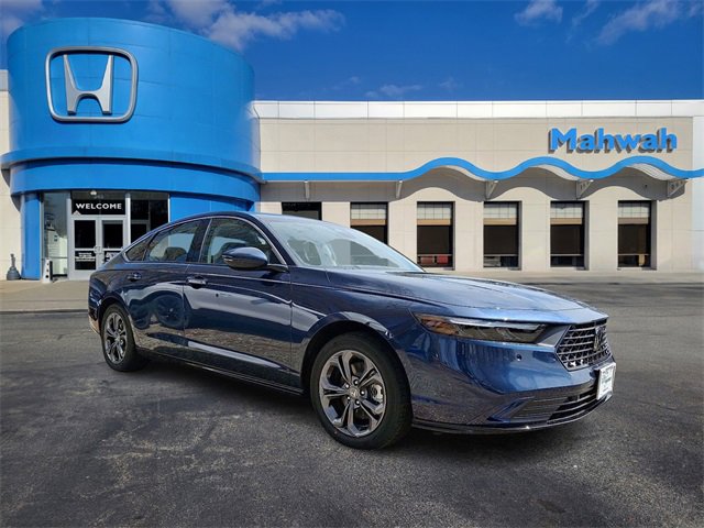 2025 Honda Accord Hybrid EX-L photo 2