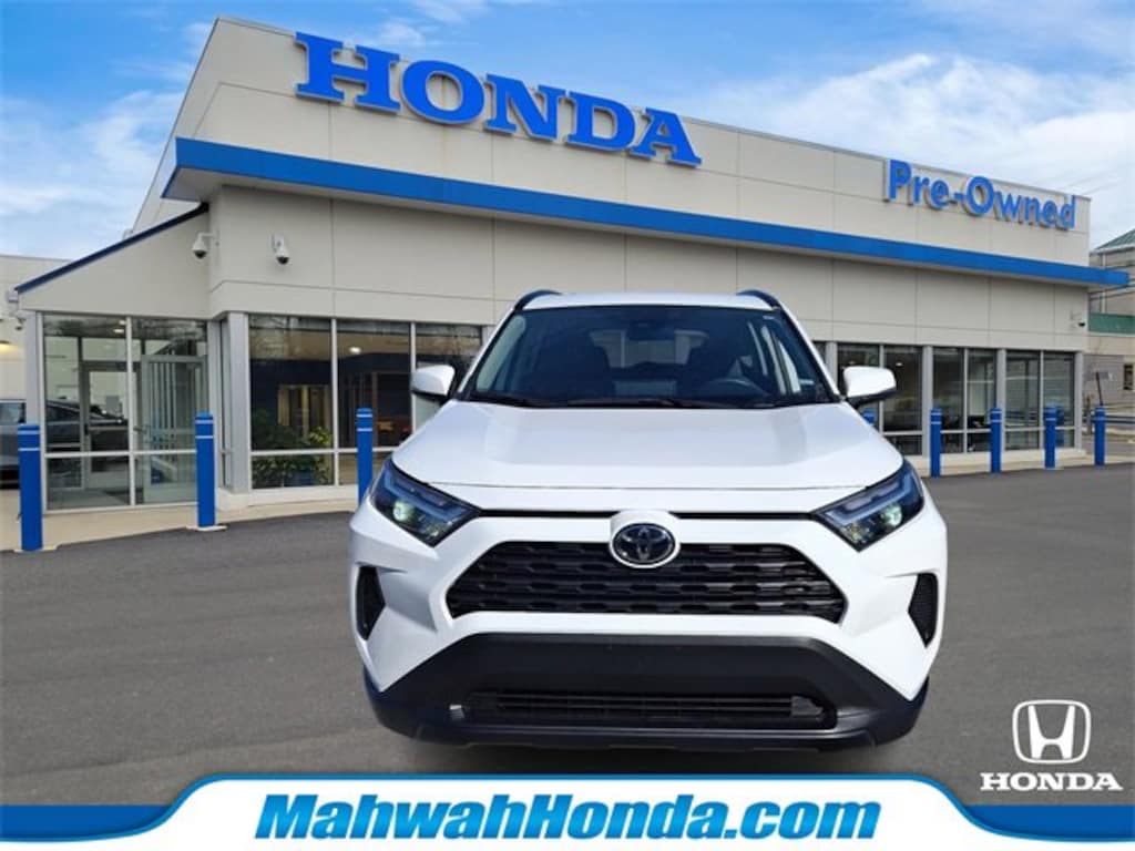 Used 2024 Toyota RAV4 XLE SUV