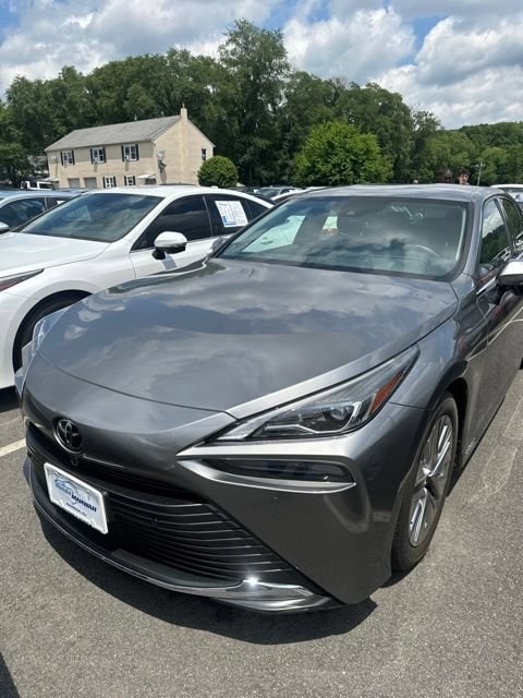2023 Toyota Mirai XLE's photo