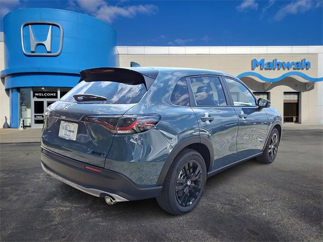 2026 Honda HR-V Sport photo 4