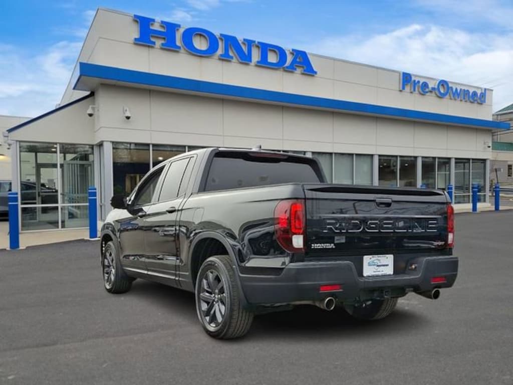 Used 2024 Honda Ridgeline Sport Truck Crew Cab