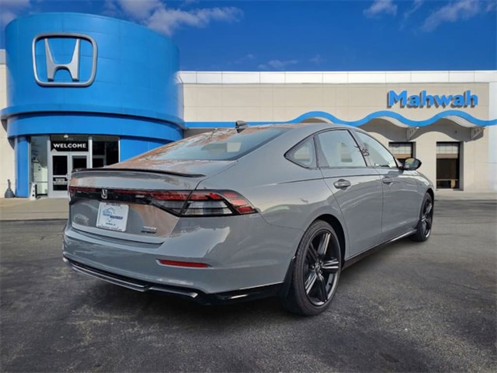 New 2025 Honda Accord Hybrid Sport-L Sedan