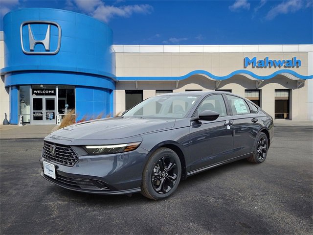 2025 Honda Accord SE's photo