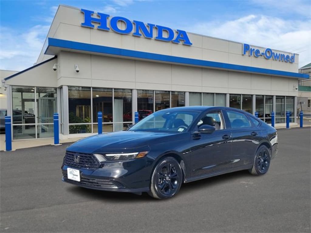 Used 2025 Honda Accord SE Sedan