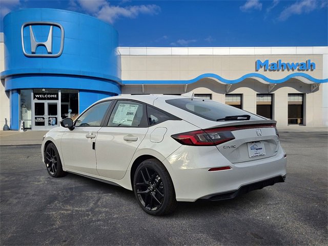 2026 Honda Civic Hatchback Hybrid Sport photo 4