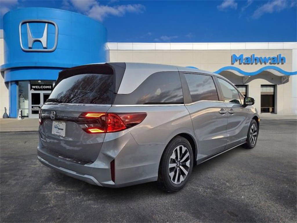 New 2026 Honda Odyssey EX-L Van Passenger