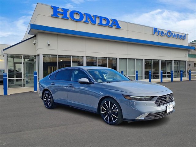 2023 Honda Accord Hybrid Touring photo 3