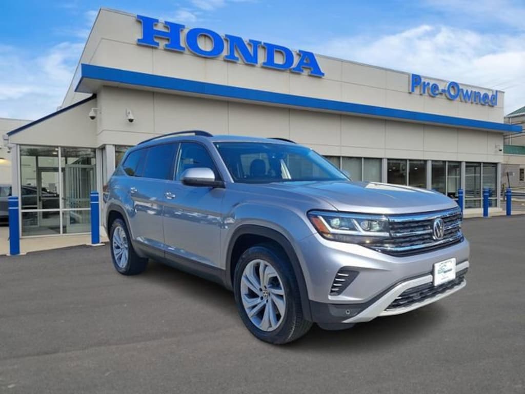 Used 2021 Volkswagen Atlas 3.6L V6 SE w/Technology 4MOTION SUV