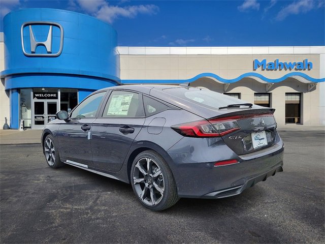 2026 Honda Civic Hatchback Hybrid Sport Touring photo 4