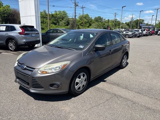 2012 Ford Focus Sedan S's photo