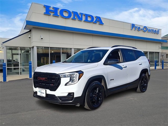 2022 GMC Terrain AT4's photo