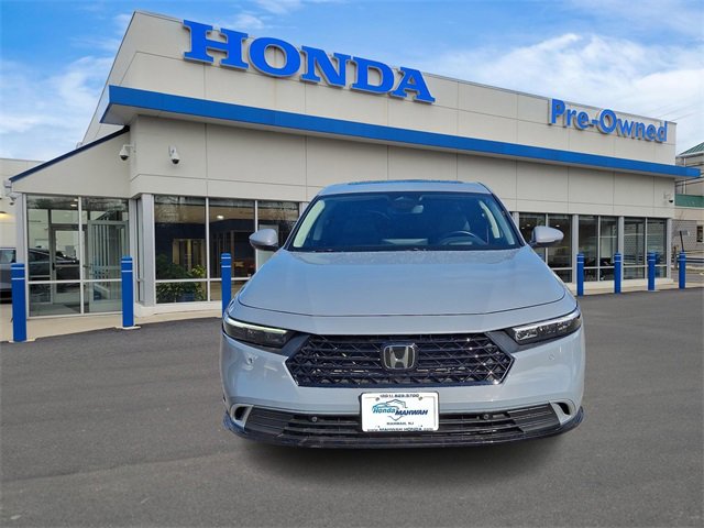 2023 Honda Accord Hybrid Touring photo 2