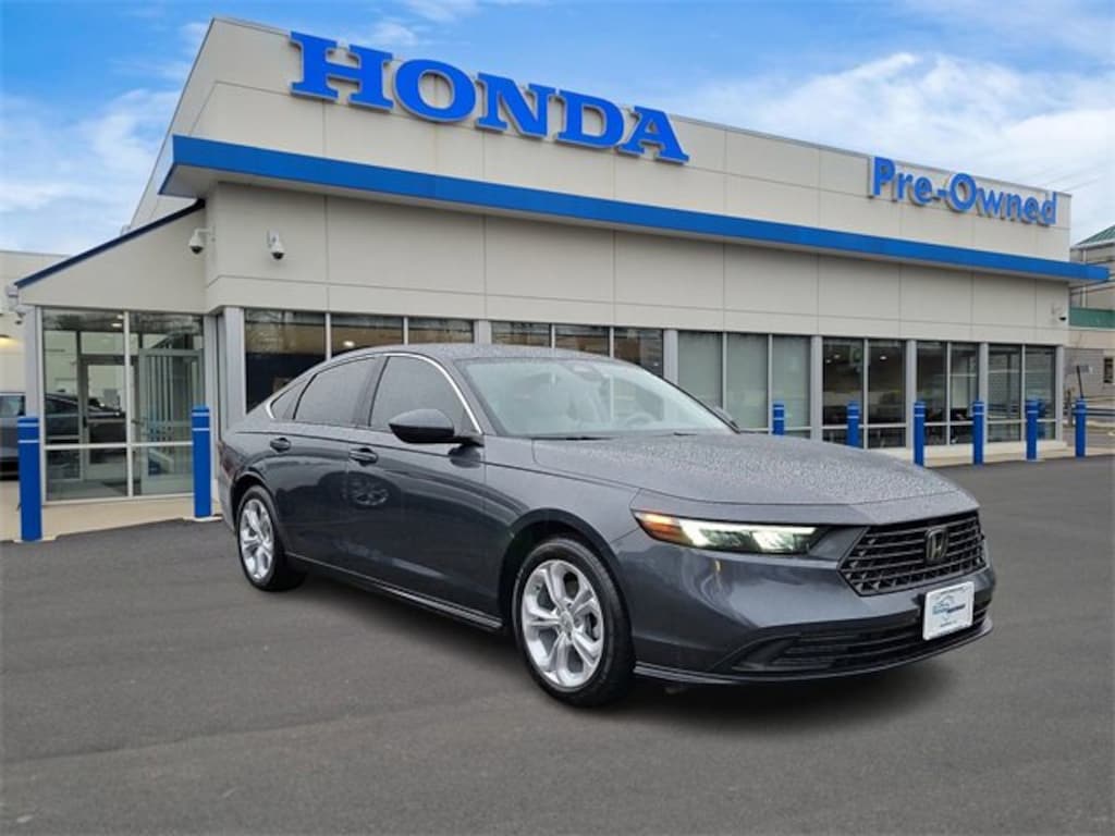 Used 2025 Honda Accord LX Sedan