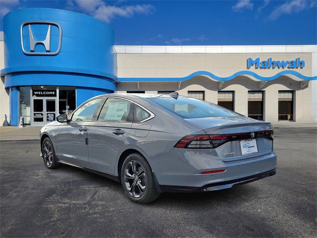 2025 Honda Accord Hybrid EX-L photo 3