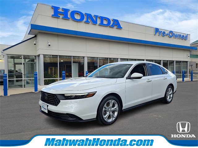 2024 Honda Accord LX's photo