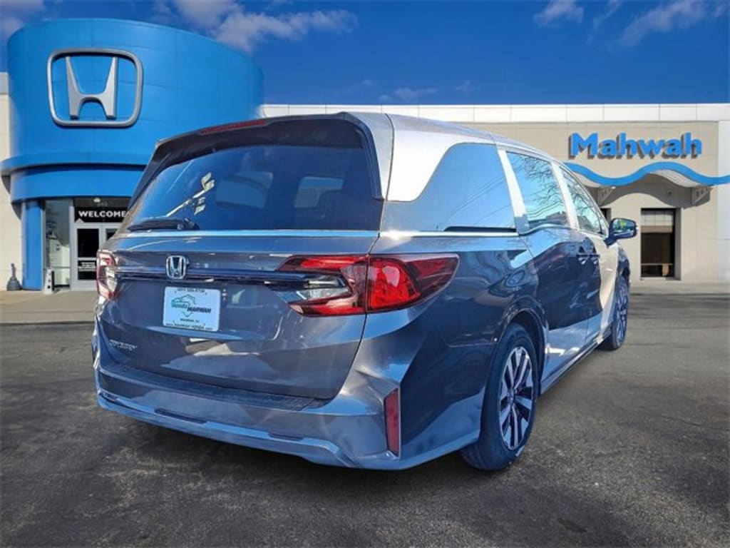 New 2026 Honda Odyssey EX-L Van Passenger