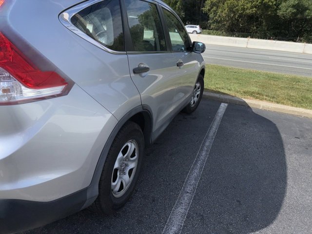 2014 Honda CR-V LX photo 3