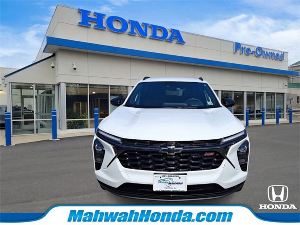 Used 2024 Chevrolet Trax 2RS SUV