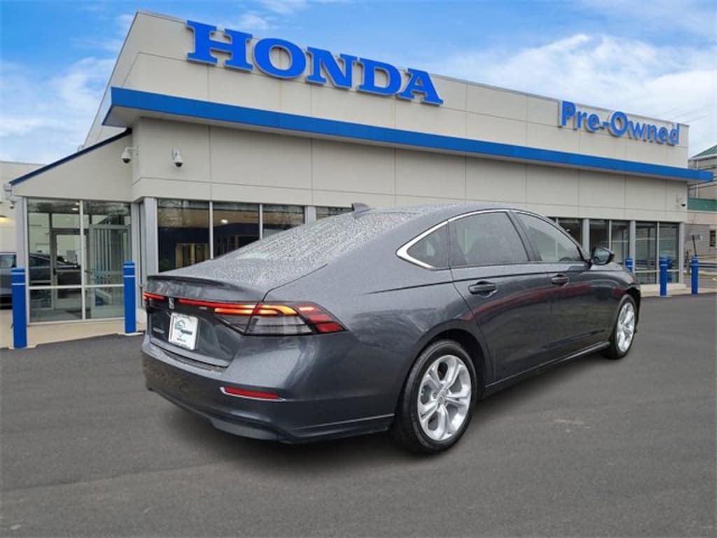 Used 2025 Honda Accord LX Sedan